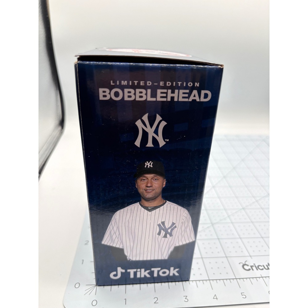 Derek Jeter New York Yankees '24 Limited Edition Bobblehead TikTok Collectible 4